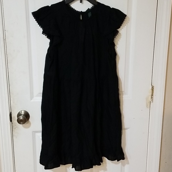 short sleeve trapeze dress